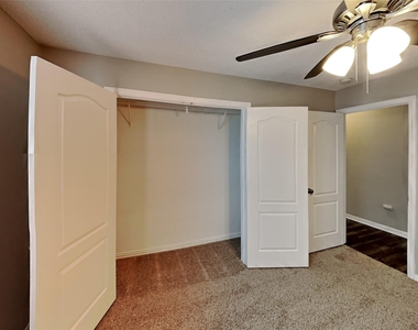 507 Nita Lane - Photo Thumbnail 13