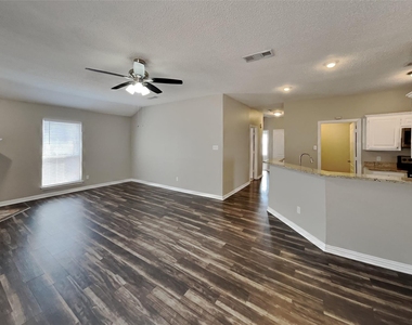 507 Nita Lane - Photo Thumbnail 3