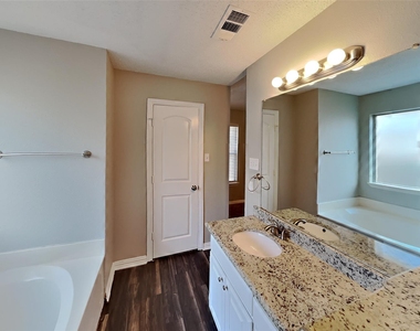 507 Nita Lane - Photo Thumbnail 11