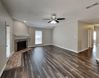 507 Nita Lane - Photo Thumbnail 4