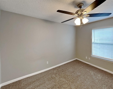507 Nita Lane - Photo Thumbnail 14