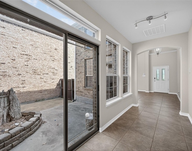 2309 Shingle Lane - Photo Thumbnail 12