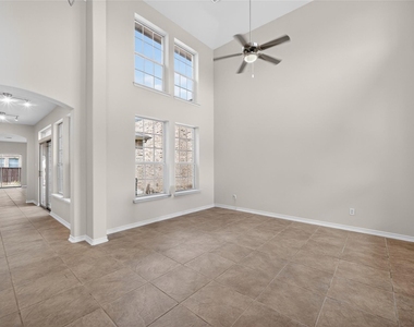 2309 Shingle Lane - Photo Thumbnail 8