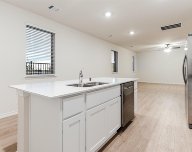 2536 Fairweather Drive - Photo Thumbnail 6