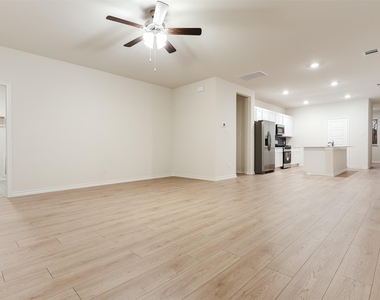 2536 Fairweather Drive - Photo Thumbnail 4