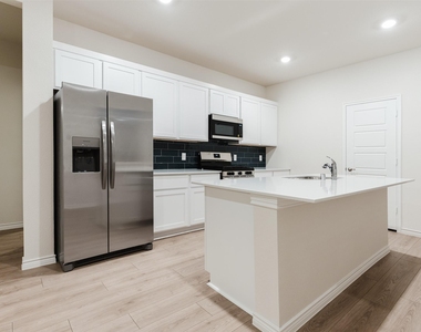 2536 Fairweather Drive - Photo Thumbnail 9