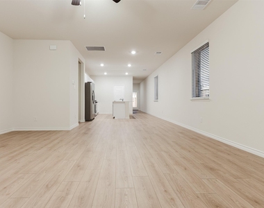 2536 Fairweather Drive - Photo Thumbnail 3