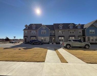 3540 Thistlewood Drive - Photo Thumbnail 1
