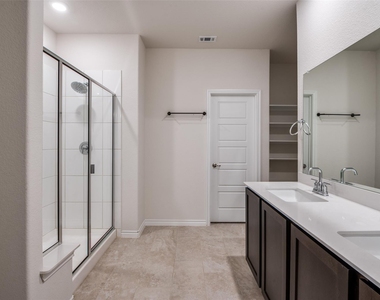 7229 Headingham Way - Photo Thumbnail 12