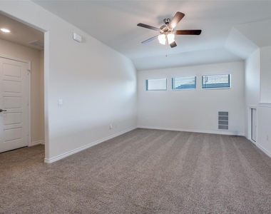 7229 Headingham Way - Photo Thumbnail 19