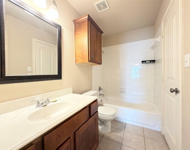 916 Parkplace Ridge - Photo Thumbnail 22