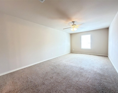 916 Parkplace Ridge - Photo Thumbnail 11