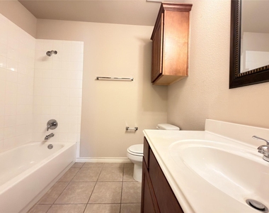 916 Parkplace Ridge - Photo Thumbnail 14