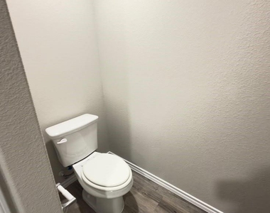 16625 Laguna Vista Street - Photo Thumbnail 28