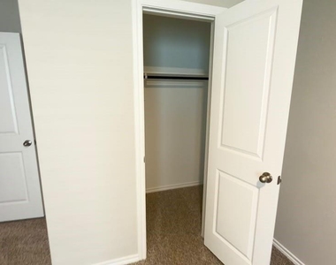 16625 Laguna Vista Street - Photo Thumbnail 19