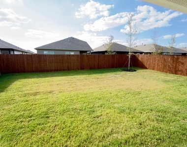 16625 Laguna Vista Street - Photo Thumbnail 2