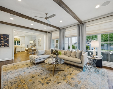2929 Stanford Avenue - Photo Thumbnail 14