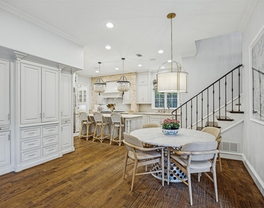 2929 Stanford Avenue - Photo Thumbnail 12