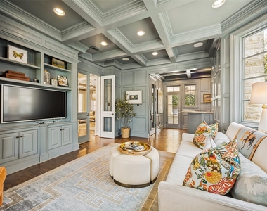 2929 Stanford Avenue - Photo Thumbnail 1