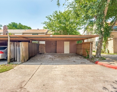 3110 Roundtree Lane - Photo Thumbnail 1