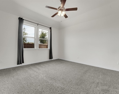 3303 Brady Starr Drive - Photo Thumbnail 17