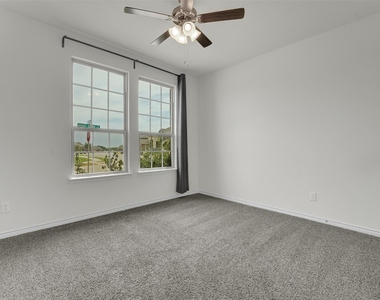 3303 Brady Starr Drive - Photo Thumbnail 12