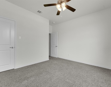 3303 Brady Starr Drive - Photo Thumbnail 13