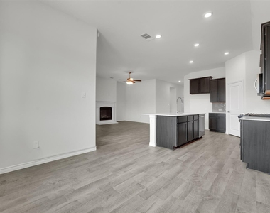 3303 Brady Starr Drive - Photo Thumbnail 11