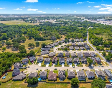 108 Brooks Drive - Photo Thumbnail 20