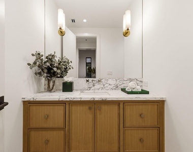 4029 Herschel Avenue - Photo Thumbnail 17