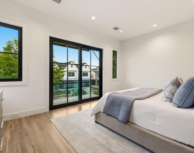 4029 Herschel Avenue - Photo Thumbnail 11