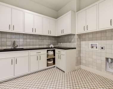 4029 Herschel Avenue - Photo Thumbnail 18