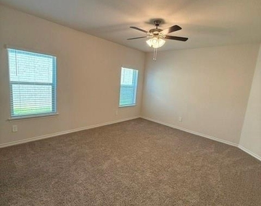 9904 Anyhow Drive - Photo Thumbnail 29