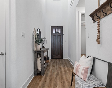 1332 Thompson Road - Photo Thumbnail 1