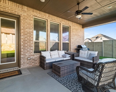 1332 Thompson Road - Photo Thumbnail 12