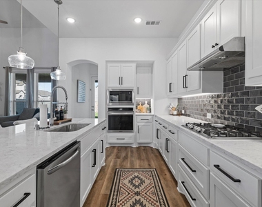1332 Thompson Road - Photo Thumbnail 13