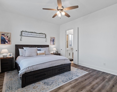1332 Thompson Road - Photo Thumbnail 16