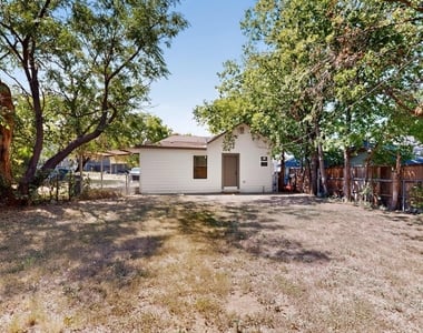 2609 Avenue G - Photo Thumbnail 32