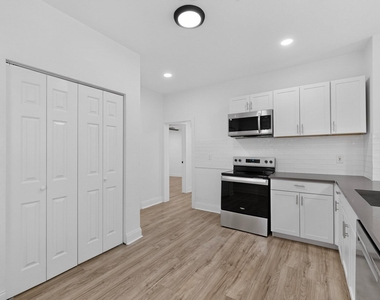 2609 Avenue G - Photo Thumbnail 9