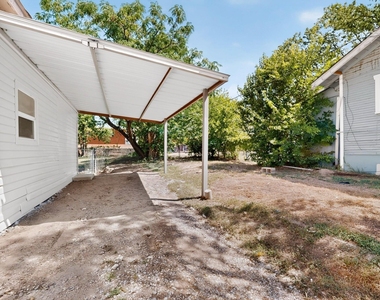 2609 Avenue G - Photo Thumbnail 29