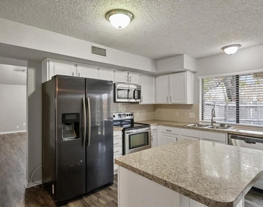 3505 Rush Springs Drive - Photo Thumbnail 2