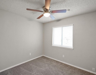 3505 Rush Springs Drive - Photo Thumbnail 25