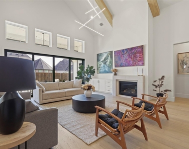 2217 Zaide Way - Photo Thumbnail 2