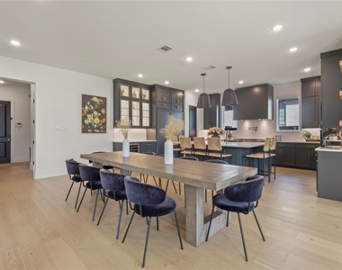 2217 Zaide Way - Photo Thumbnail 8