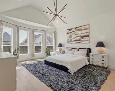 2217 Zaide Way - Photo Thumbnail 14