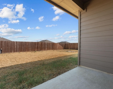 308 Youngblood Lane - Photo Thumbnail 25