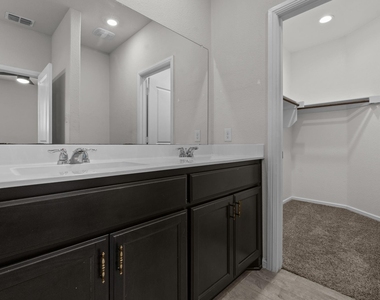 308 Youngblood Lane - Photo Thumbnail 16
