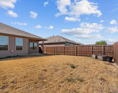 308 Youngblood Lane - Photo Thumbnail 26