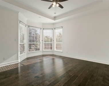 9028 Bottlebrush Lane - Photo Thumbnail 14