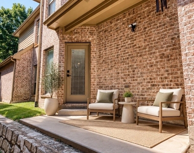 6854 Cortona Lane - Photo Thumbnail 16